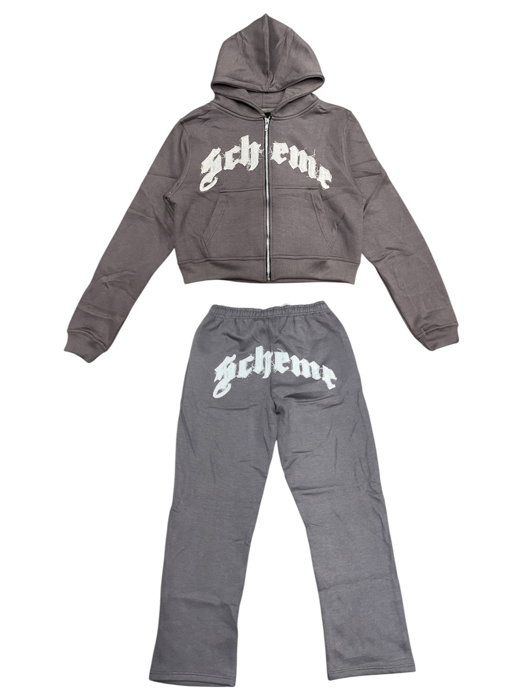 Chándal corto de mujer desgastado